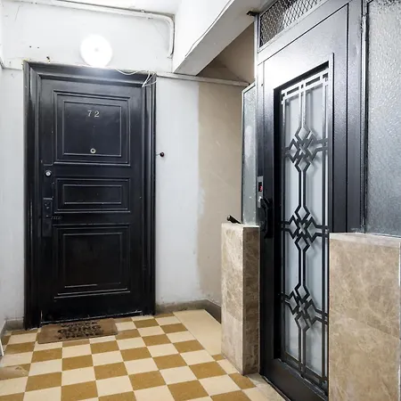 Steps2 Old Town & Metro - The Adventure Apartment Bucharest Exterior photo